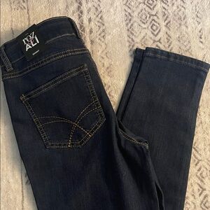 Roz & Alo Dark Blue Denim Jeans size 4